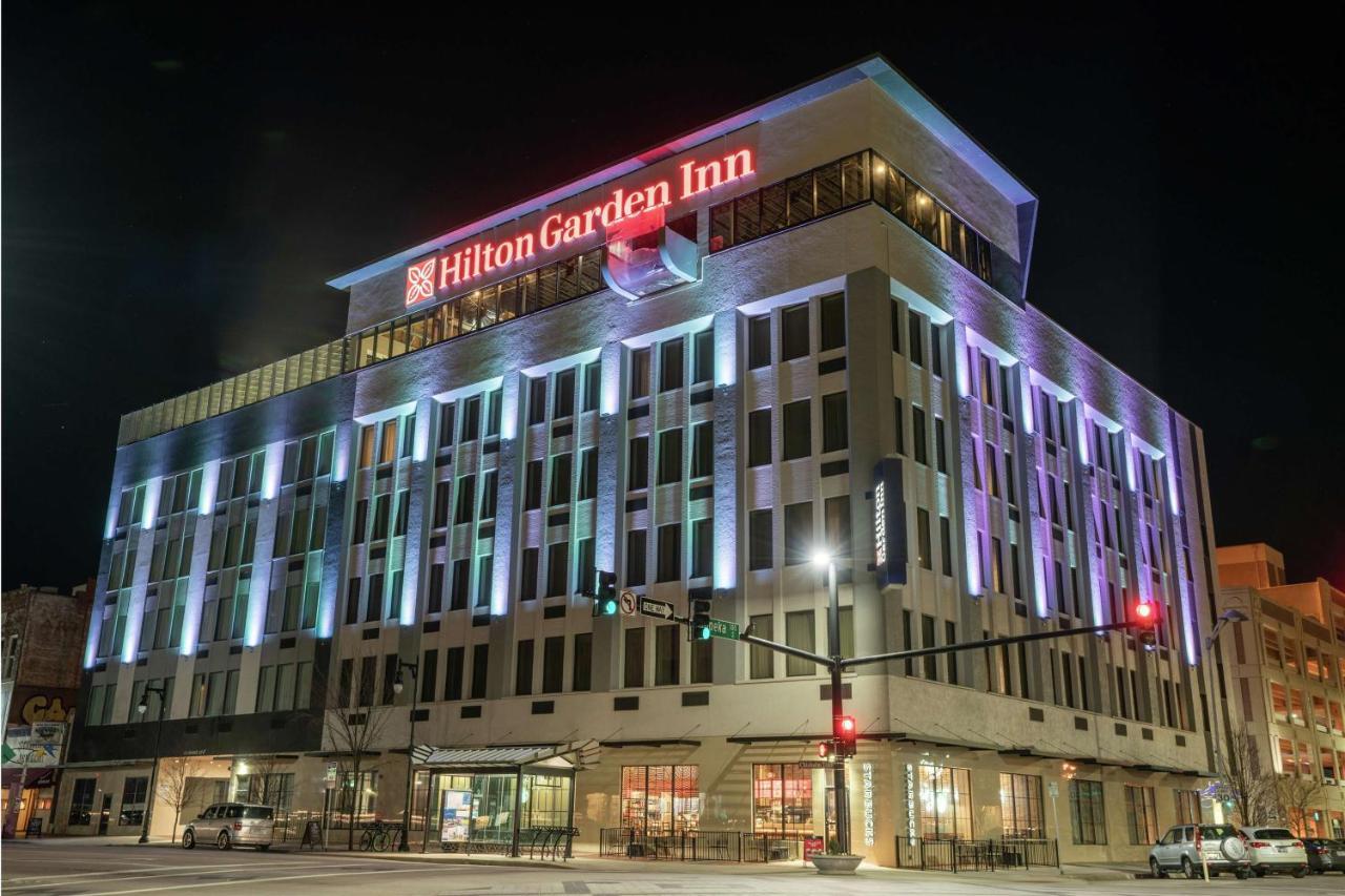 Hilton Garden Inn Wichita Downtown, Ks Exterior foto